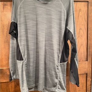 Hang Ten Gray and Black UV Protection Long Sleeve Tee